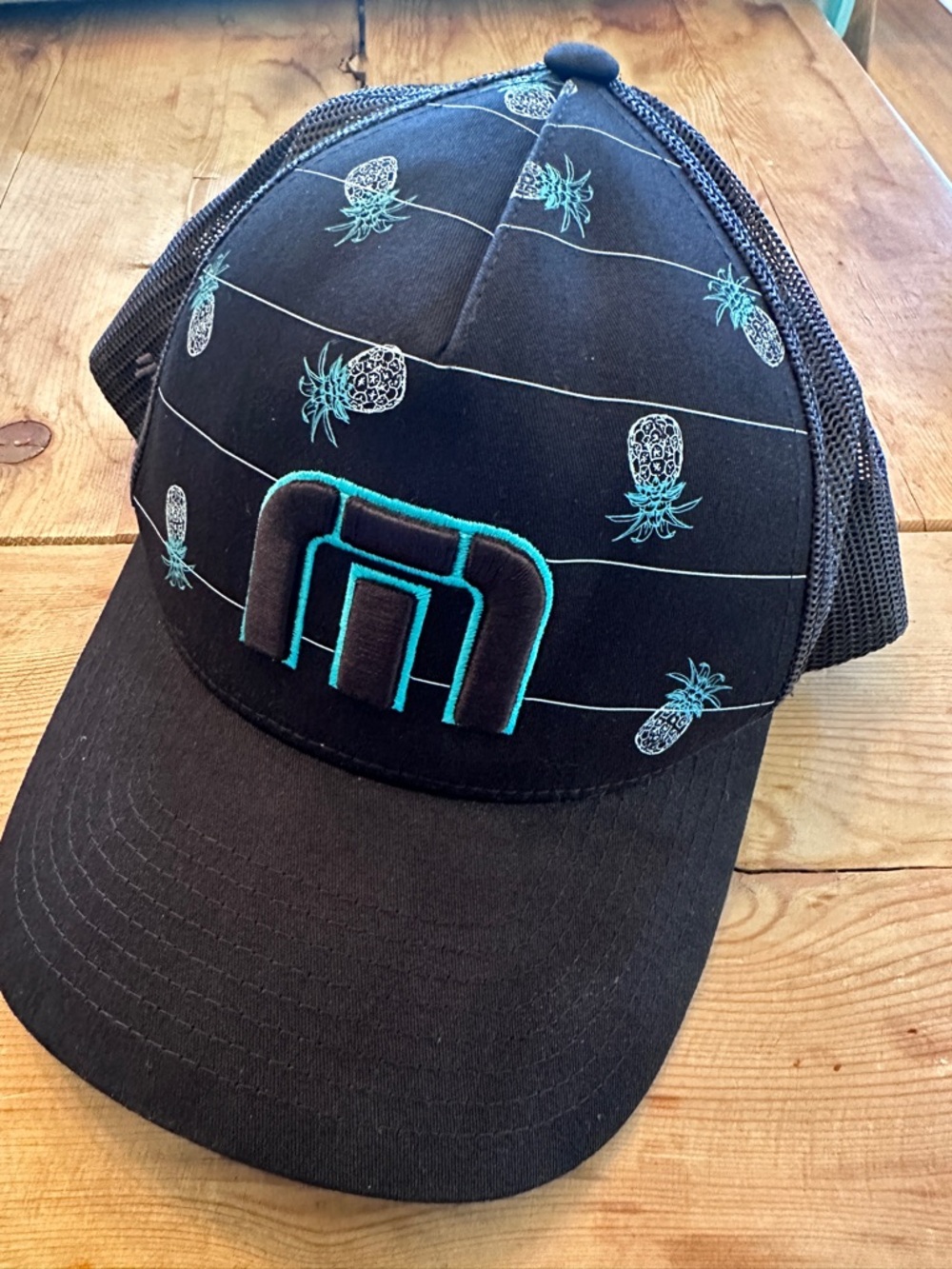 Travis Mathew Hat Cap Snapback Big Bend Black Pineapple Trucker Flex Fit Adult